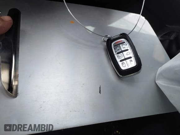 ✅ 2023 Chrysler Pacifica Touring • VIN: 2C4RC1FG5PR610811 • Lot: 43733563. Listed on IAAI with 55,492 mi. Free auction sales archive from the USA and detailed vehicle history report at DreamBid. Image 11.