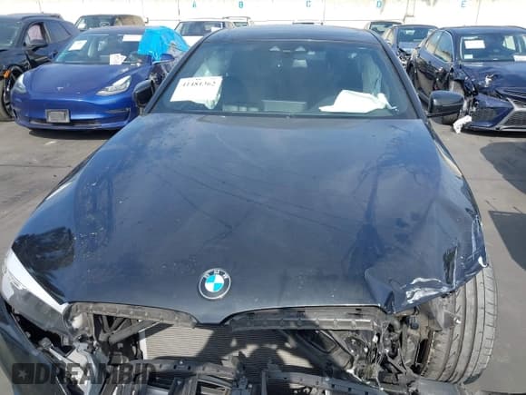✅ 2018 BMW 5 Series 540i • VIN: WBAJE5C5XJWA97667 • Lot: 41481362. Listed on IAAI with Not provided. Free auction sales archive from the USA and detailed vehicle history report at DreamBid. Image 10.