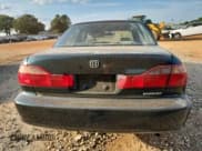 ✅ 2000 Honda Accord SE • VIN: 1HGCG5670YA058305 • Lot: 72060755. Listed on Copart with 194,420 mi. Free auction sales archive from the USA and detailed vehicle history report at DreamBid. Image 6.