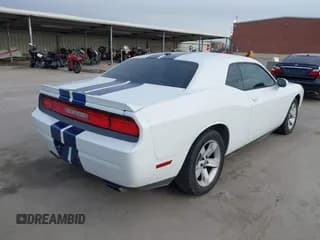 ✅ 2014 Dodge Challenger Rallye Redline • VIN: 2C3CDYAG1EH101082 • Lot: 41367959. Wystawiony na IAAI z przebiegiem 144 923 mil. Bezpłatny archiwum sprzedaży aukcyjnych z USA i szczegółowy raport historii pojazdu na DreamBid. Zdjęcie 4.