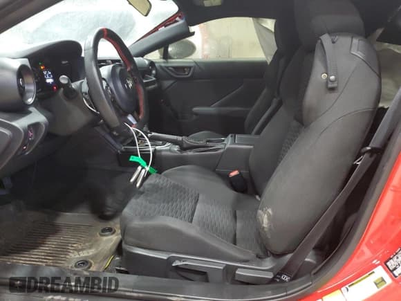 ✅ 2024 Toyota 86 • VIN: JF1ZNBB13R8755495 • Lot: 70832605. Listed on Copart with 18,223 mi. Free auction sales archive from the USA and detailed vehicle history report at DreamBid. Image 7.