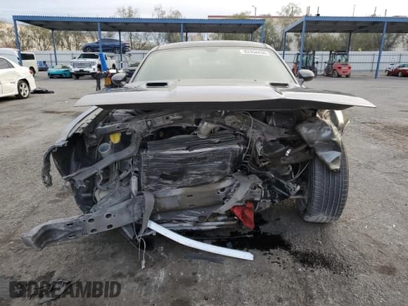 ✅ 2009 Dodge Challenger R/T • VIN: 2B3LJ54T19H542696 • Lot: 82454434. Wystawiony na Copart z przebiegiem 141 889 mil. Bezpłatny archiwum sprzedaży aukcyjnych z USA i szczegółowy raport historii pojazdu na DreamBid. Zdjęcie 5.