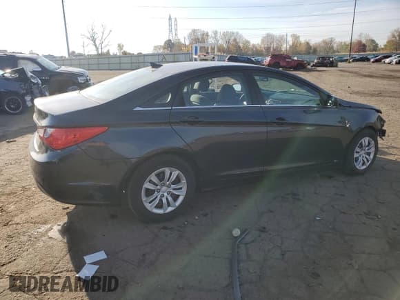 ✅ 2012 Hyundai Sonata GLS • VIN: 5NPEB4AC4CH326729 • Lot: 77208334. Listed on Copart with 235,630 mi. Free auction sales archive from the USA and detailed vehicle history report at DreamBid. Image 3.