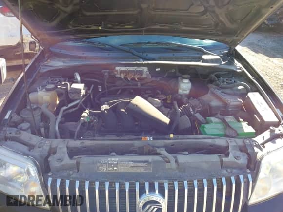 2007 Mercury Mariner Premier с VIN 4M2CU97127KJ20444, выставлен на аукционе IAAI как лот 40810464 с пробегом 163 702 миль миль и . История ставок и продаж доступна на DreamBid. Изображение 10.