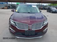 ✅ 2016 Lincoln MKC Reserve • VIN: 5LMTJ3DHXGUJ15132 • Lot: 42729696. Wystawiony na IAAI z przebiegiem 53 741 mil. Bezpłatny archiwum sprzedaży aukcyjnych z USA i szczegółowy raport historii pojazdu na DreamBid. Zdjęcie 12.