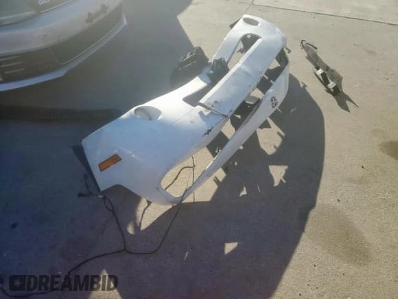 ✅ 2010 Dodge Challenger SE • VIN: 2B3CJ4DV4AH278888 • Лот: 85387995. Опубликован ранее на Copart с пробегом 189 727 миль. Бесплатный доступ к архиву аукционных продаж из США и подробный отчёт об истории автомобиля на DreamBid. Изображение 12.