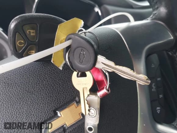 ✅ 2015 Chevrolet Traverse LT • VIN: 1GNKRGKD3FJ107593 • Lot: 43397778. Wystawiony na IAAI z przebiegiem 172 423 mil. Bezpłatny archiwum sprzedaży aukcyjnych z USA i szczegółowy raport historii pojazdu na DreamBid. Zdjęcie 11.