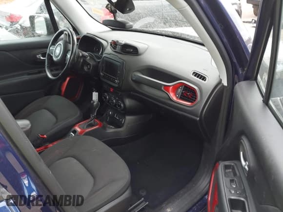 ✅ 2017 Jeep Renegade Trailhawk • VIN: ZACCJBCBXHPF69799 • Лот: 43451518. Опубликован ранее на IAAI с пробегом 66 275 миль. Бесплатный доступ к архиву аукционных продаж из США и подробный отчёт об истории автомобиля на DreamBid. Изображение 5.