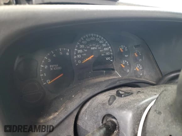 ✅ 2003 GMC Sierra 1500 • VIN: 1GTEC19TX3E326007 • Лот: 58394025. Опубликован ранее на Copart с пробегом Не указан. Бесплатный доступ к архиву аукционных продаж из США и подробный отчёт об истории автомобиля на DreamBid. Изображение 9.