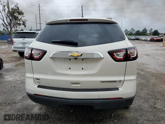 ✅ 2015 Chevrolet Traverse LT • VIN: 1GNKVGKD2FJ302368 • Lot: 74687134. Wystawiony na Copart z przebiegiem 79 494 mil. Bezpłatny archiwum sprzedaży aukcyjnych z USA i szczegółowy raport historii pojazdu na DreamBid. Zdjęcie 6.