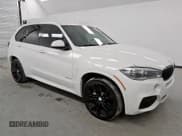 ✅ 2018 BMW X5 xDrive50i • VIN: 5UXKR6C50J0U15456 • Лот: 72103535. Опубликован ранее на Copart с пробегом 116 987 миль. Бесплатный доступ к архиву аукционных продаж из США и подробный отчёт об истории автомобиля на DreamBid. Изображение 4.