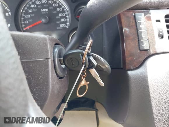 ✅ 2012 GMC Yukon Denali • VIN: 1GKS1EEFXCR317918 • Lot: 43254497. Listed on IAAI with 194,215 mi. Free auction sales archive from the USA and detailed vehicle history report at DreamBid. Image 11.