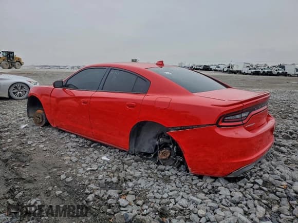 ✅ 2016 Dodge Charger R/T • VIN: 2C3CDXCT7GH285628 • Lot: 94900175. Wystawiony na Copart z przebiegiem Nie podano. Bezpłatny archiwum sprzedaży aukcyjnych z USA i szczegółowy raport historii pojazdu na DreamBid. Zdjęcie 2.