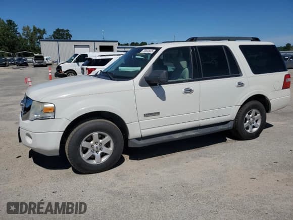 ✅ 2008 Ford Expedition SSV • VIN: 1FMFU15558LA06648 • Lot: 70832835. Wystawiony na Copart z przebiegiem Nie podano. Bezpłatny archiwum sprzedaży aukcyjnych z USA i szczegółowy raport historii pojazdu na DreamBid. Zdjęcie 1.
