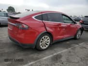 ✅ 2017 Tesla Model X 90D • VIN: 5YJXCAE23HF067744 • Lot: 92631755. Wystawiony na Copart z przebiegiem 47 016 mil. Bezpłatny archiwum sprzedaży aukcyjnych z USA i szczegółowy raport historii pojazdu na DreamBid. Zdjęcie 3.