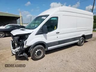 ✅ 2023 Ford Transit Cargo • VIN: 1FTBW3X86PKB92141 • Lot: 61038085. Listed on Copart with 45,032 mi. Free auction sales archive from the USA and detailed vehicle history report at DreamBid. Image 1.