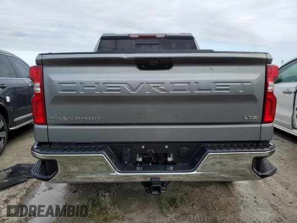 ✅ 2019 Chevrolet Silverado 1500 LTZ • VIN: 3GCPWEED6KG166737 • Lot: 75097844. Wystawiony na Copart z przebiegiem 59 126 mil. Bezpłatny archiwum sprzedaży aukcyjnych z USA i szczegółowy raport historii pojazdu na DreamBid. Zdjęcie 6.