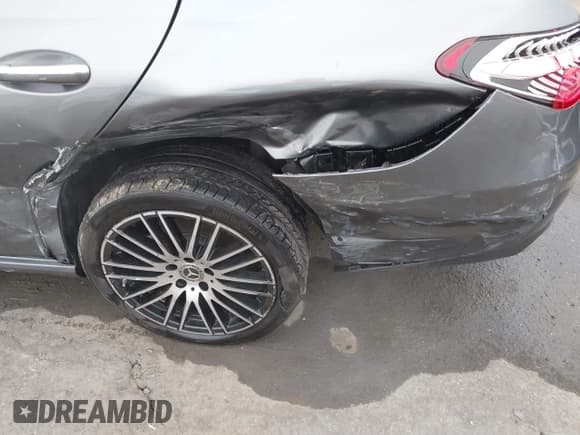 ✅ 2023 Mercedes-Benz C 300 • VIN: W1KAF4GB0PR077562 • Лот: 41668553. Опубликован ранее на IAAI с пробегом 18 888 миль. Бесплатный доступ к архиву аукционных продаж из США и подробный отчёт об истории автомобиля на DreamBid. Изображение 6.