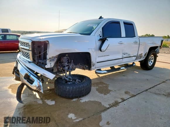 ✅ 2015 Chevrolet Silverado 1500 LT • VIN: 1GCRCREC6FZ180076 • Лот: 80705075. Опубликован ранее на Copart с пробегом 161 886 миль. Бесплатный доступ к архиву аукционных продаж из США и подробный отчёт об истории автомобиля на DreamBid. Изображение 1.