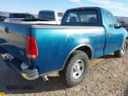 ✅ 2000 Ford F-150 XL • VIN: 3FTZF1729YMA82483 • Lot: 43640471. Wystawiony na IAAI z przebiegiem 199 384 mil. Bezpłatny archiwum sprzedaży aukcyjnych z USA i szczegółowy raport historii pojazdu na DreamBid. Zdjęcie 4.