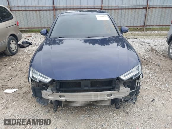 ✅ 2019 Audi A4 Prestige • VIN: WAUFNAF42KA028419 • Lot: 42760237. Listed on IAAI with 106,872 mi. Free auction sales archive from the USA and detailed vehicle history report at DreamBid. Image 13.