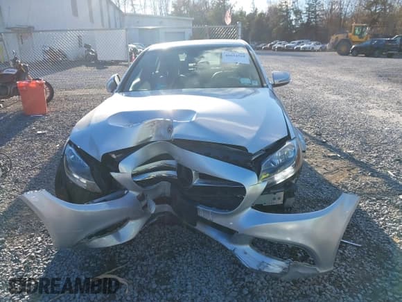 ✅ 2018 Mercedes-Benz C 300 • VIN: WDDWF4KB1JR312250 • Lot: 40834518. Listed on IAAI with 39,991 mi. Free auction sales archive from the USA and detailed vehicle history report at DreamBid. Image 12.