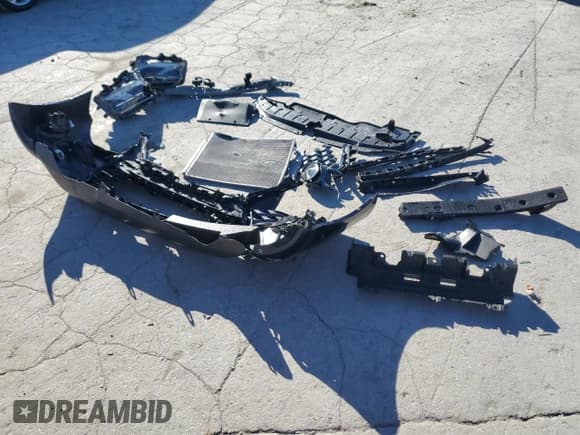 ✅ 2023 Lexus GX 460 Premium • VIN: JTJAM7BX8P5340891 • Lot: 90660395. Listed on Copart with 20,019 mi. Free auction sales archive from the USA and detailed vehicle history report at DreamBid. Image 13.