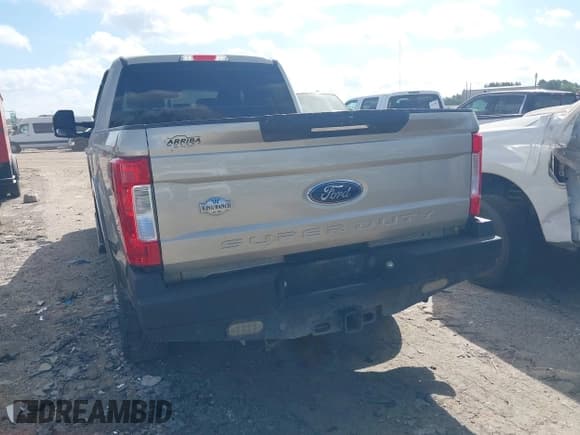 ✅ 2017 Ford F-250 Lariat • VIN: 1FT7W2BT0HEF42911 • Lot: 42798203. Listed on IAAI with 256,567 mi. Free auction sales archive from the USA and detailed vehicle history report at DreamBid. Image 3.