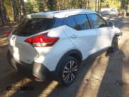 ✅ 2019 Nissan Kicks SV • VIN: 3N1CP5CU5KL529246 • Lot: 43536565. Listed on IAAI with 59,389 mi. Free auction sales archive from the USA and detailed vehicle history report at DreamBid. Image 4.