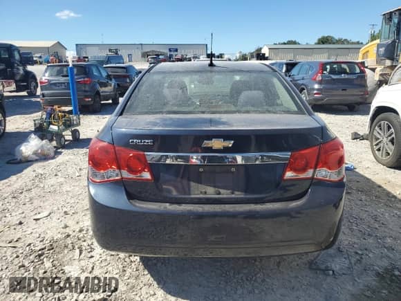 2014 Chevrolet Cruze LS с VIN 1G1PA5SG0E7478221, выставлен на аукционе Copart как лот 84741845 с пробегом 999 998 миль миль и Списание • Salvage title. История ставок и продаж доступна на DreamBid. Изображение 6.