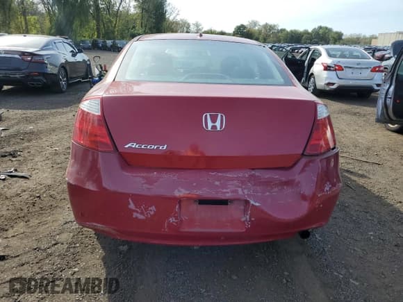 ✅ 2008 Honda Accord EX-L • VIN: 1HGCS12858A008599 • Лот: 84372335. Опубликован ранее на Copart с пробегом 259 382 миль. Бесплатный доступ к архиву аукционных продаж из США и подробный отчёт об истории автомобиля на DreamBid. Изображение 6.