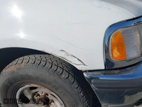 ✅ 1998 Ford F-150 • VIN: 2FTRF176XWCA94878 • Lot: 42128179. Listed on IAAI with 180,791 mi. Free auction sales archive from the USA and detailed vehicle history report at DreamBid. Image 6.