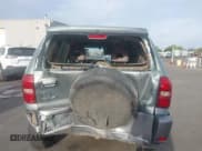 ✅ 2005 Toyota RAV4 • VIN: JTEHD20V056046555 • Lot: 43256625. Listed on IAAI with 213,518 mi. Free auction sales archive from the USA and detailed vehicle history report at DreamBid. Image 17.