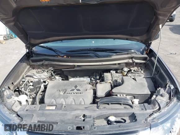 2018 Mitsubishi Outlander ES с VIN JA4AZ3A39JZ049869, выставлен на аукционе IAAI как лот 43333195 с пробегом 94 875 миль миль и . История ставок и продаж доступна на DreamBid. Изображение 10.