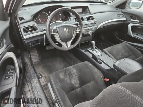 ✅ 2012 Honda Accord EX • VIN: 1HGCS1B78CA005549 • Lot: 92446145. Wystawiony na Copart z przebiegiem 347 145 mil. Bezpłatny archiwum sprzedaży aukcyjnych z USA i szczegółowy raport historii pojazdu na DreamBid. Zdjęcie 8.