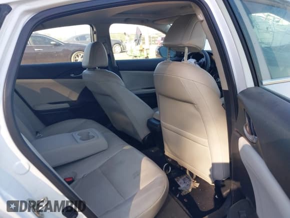 ✅ 2020 Honda Insight Touring • VIN: 19XZE4F98LE004931 • Lot: 40832066. Listed on IAAI with 79,013 mi. Free auction sales archive from the USA and detailed vehicle history report at DreamBid. Image 8.