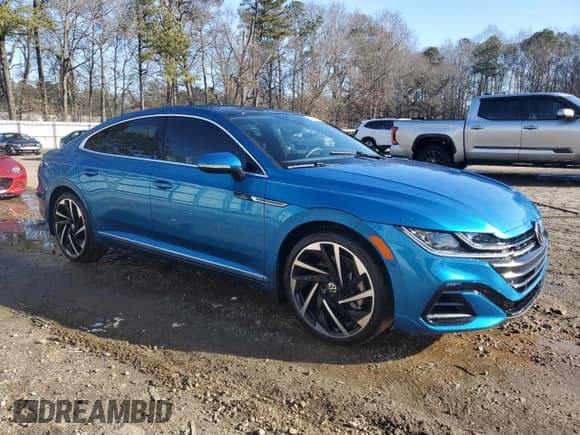 ✅ 2023 Volkswagen Arteon SEL Premium R-Line • VIN: WVWTR7AN3PE016714 • Лот: 42986225. Опубликован ранее на Copart с пробегом 7 357 миль. Бесплатный доступ к архиву аукционных продаж из США и подробный отчёт об истории автомобиля на DreamBid. Изображение 4.