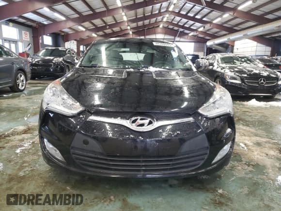 ✅ 2016 Hyundai Veloster • VIN: KMHTC6AD5GU279145 • Lot: 44399945. Wystawiony na Copart z przebiegiem 76 550 mil. Bezpłatny archiwum sprzedaży aukcyjnych z USA i szczegółowy raport historii pojazdu na DreamBid. Zdjęcie 5.