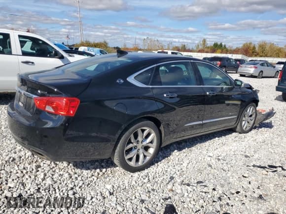 ✅ 2018 Chevrolet Impala Premier • VIN: 2G1125S37J9148830 • Lot: 76103224. Wystawiony na Copart z przebiegiem 137 347 mil. Bezpłatny archiwum sprzedaży aukcyjnych z USA i szczegółowy raport historii pojazdu na DreamBid. Zdjęcie 3.