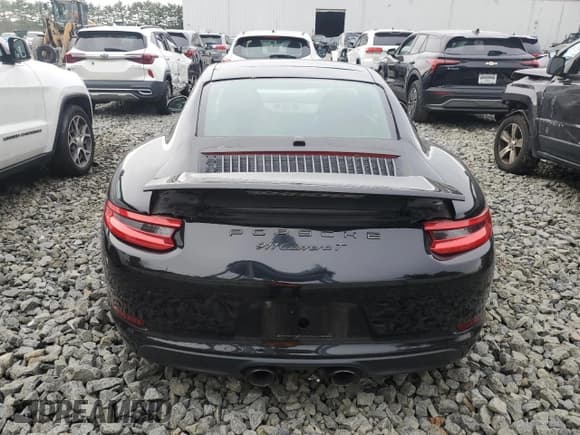 ✅ 2019 Porsche 911 Carrera • VIN: WP0AA2A97KS104129 • Lot: 71790145. Listed on Copart with Not provided. Free auction sales archive from the USA and detailed vehicle history report at DreamBid. Image 6.