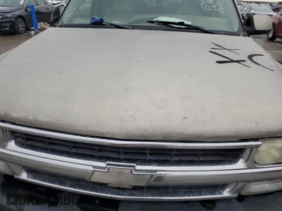 ✅ 2001 Chevrolet Suburban LS • VIN: 3GNEC16TX1G125967 • Лот: 43151265. Опубликован ранее на Copart с пробегом Не указан. Бесплатный доступ к архиву аукционных продаж из США и подробный отчёт об истории автомобиля на DreamBid. Изображение 11.