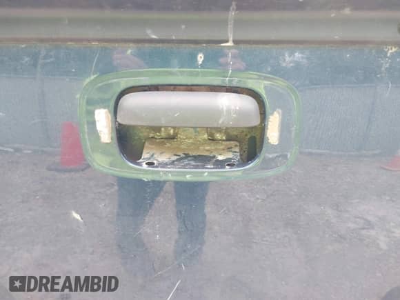 2001 Chevrolet Silverado 1500 с VIN 1GCEK14W81Z218530, выставлен на аукционе IAAI как лот 42274482 с пробегом 173 402 миль миль и . История ставок и продаж доступна на DreamBid. Изображение 12.