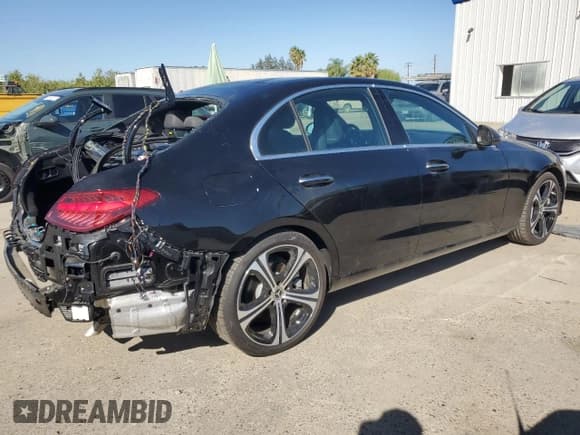 ✅ 2025 Mercedes-Benz C 300 • VIN: W1KAF4GB9SR255915 • Lot: 86113255. Wystawiony na Copart z przebiegiem 1 391 mil. Bezpłatny archiwum sprzedaży aukcyjnych z USA i szczegółowy raport historii pojazdu na DreamBid. Zdjęcie 3.