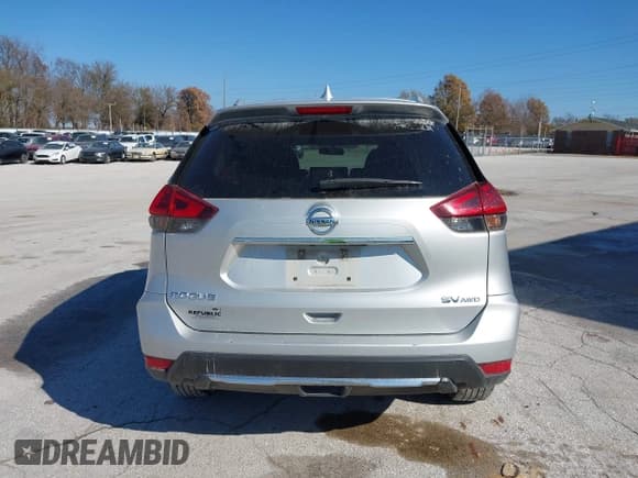 ✅ 2018 Nissan Rogue S • VIN: 5N1AT2MV2JC700353 • Лот: 43693991. Опубликован ранее на IAAI с пробегом 174 946 миль. Бесплатный доступ к архиву аукционных продаж из США и подробный отчёт об истории автомобиля на DreamBid. Изображение 16.