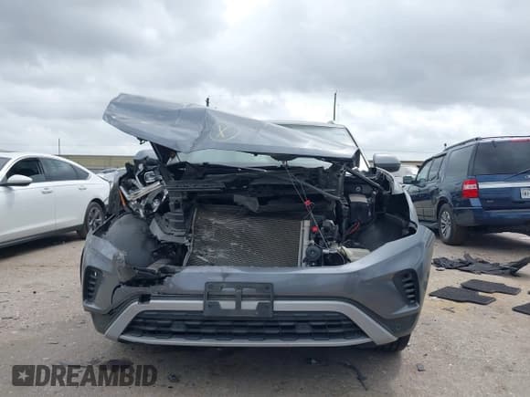 ✅ 2020 Volkswagen Atlas SE • VIN: 1V25C2CA9LC201247 • Lot: 41934348. Listed on IAAI with 79,857 mi. Free auction sales archive from the USA and detailed vehicle history report at DreamBid. Image 6.