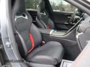 ✅ 2023 Mercedes-Benz C 43 AMG • VIN: W1KAF8HB5PR1196XX • Lot: 50557815. Wystawiony na Copart z przebiegiem 7 642 mil. Bezpłatny archiwum sprzedaży aukcyjnych z USA i szczegółowy raport historii pojazdu na DreamBid. Zdjęcie 6.