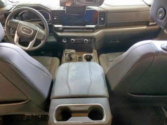 ✅ 2023 GMC Sierra 1500 • VIN: 3GTPHDE89PG346969 • Lot: 70484345. Listed on Copart with Not provided. Free auction sales archive from the USA and detailed vehicle history report at DreamBid. Image 8.