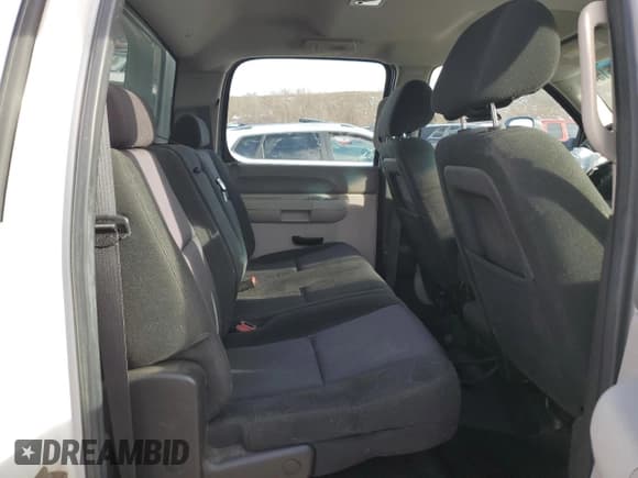 ✅ 2010 Chevrolet Silverado 2500HD • VIN: 1GC4KVB6XAF117464 • Лот: 46547615. Опубликован ранее на Copart с пробегом 133 929 миль. Бесплатный доступ к архиву аукционных продаж из США и подробный отчёт об истории автомобиля на DreamBid. Изображение 10.