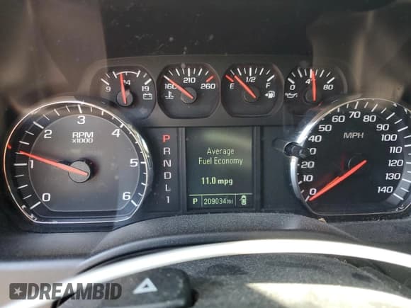 ✅ 2017 Chevrolet Silverado 2500HD Work Truck • VIN: 1GC2KUEG6HZ164926 • Lot: 69358695. Wystawiony na Copart z przebiegiem 209 034 mil. Bezpłatny archiwum sprzedaży aukcyjnych z USA i szczegółowy raport historii pojazdu na DreamBid. Zdjęcie 9.