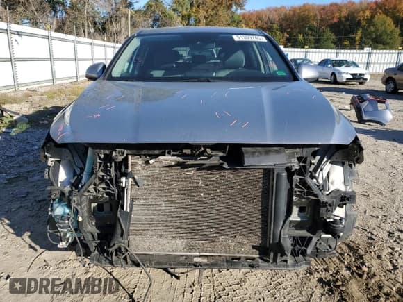 ✅ 2021 Hyundai Santa Fe SE • VIN: 5NMS14AJXMH330318 • Lot: 91399745. Listed on Copart with 139,874 mi. Free auction sales archive from the USA and detailed vehicle history report at DreamBid. Image 5.